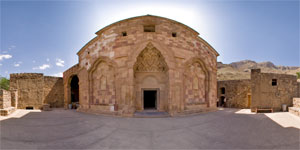 Catedral de San Stepanous – Provincia de Azerbaiyán Oriental, Yolfa